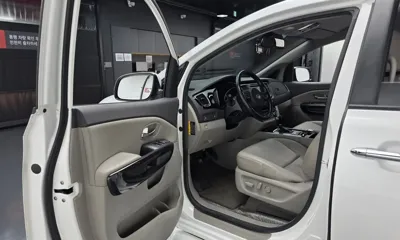 Kia Canival 2015, 216782 км, за 6900000 KRW - фото 10