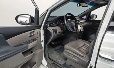 Honda Odyssey 2014, 141024 км, за 9700000 KRW - фото 10