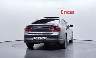 Renault-KoreaSamsung SM6 2017, 174289 км, за 6500000 KRW