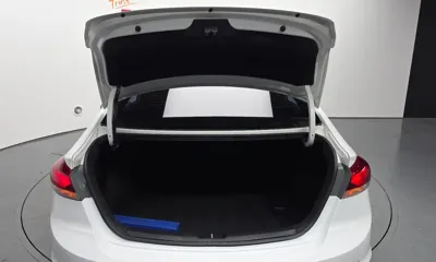 Hyundai Avante 2018, 57038 км, за 11990000 KRW - фото 20