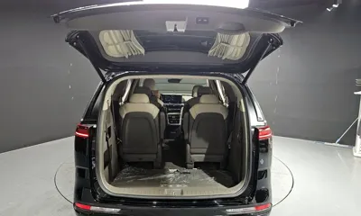 Kia Canival 2023, 93656 км, за 31000000 KRW - фото 20