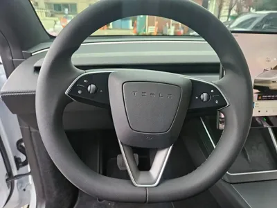 Tesla Model Y 2026, 207 км, за 40360000 KRW - фото 6