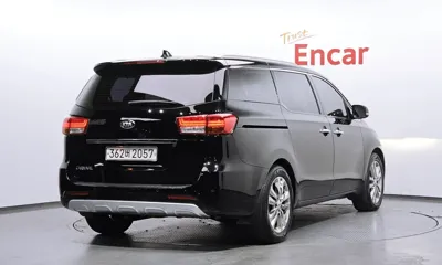 Kia Canival 2017, 181619 км, за 10800000 KRW