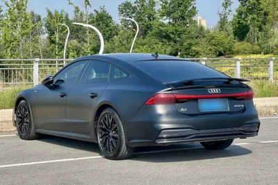 Audi A7 2021, 61500 км, за 290613.88 CNY
