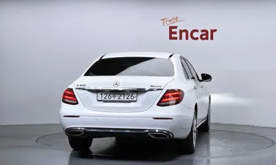 Mercedes-Benz E-Class 2018, 99566 км, за 22700000 KRW - фото 4