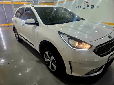 Kia Niro 2018, 103850 км, за 12800000 KRW - фото 3