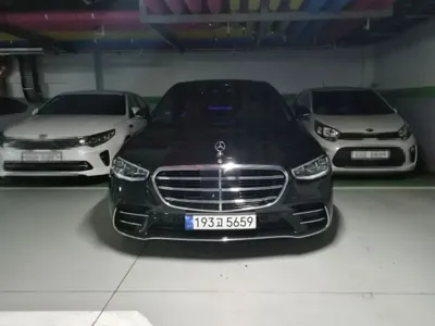 Mercedes-Benz S-Class · 2023 год