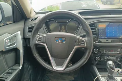 Geely Auto Vision X6 2016, 113400 км, за 25464.84 CNY - фото 10