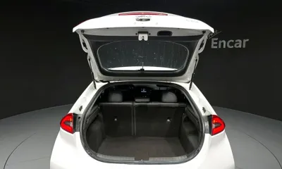 Hyundai Ioniq 2016, 71064 км, за 11300000 KRW - фото 20