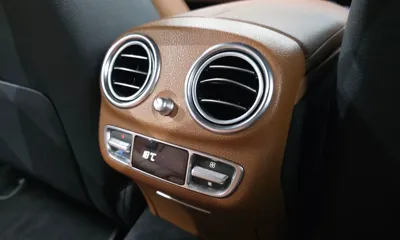 Mercedes-Benz E-Class 2021, 51252 км, за 40900000 KRW - фото 32