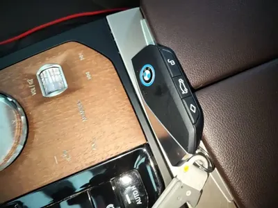 BMW iX 2023, 88200 км, за 210900 CNY - фото 9