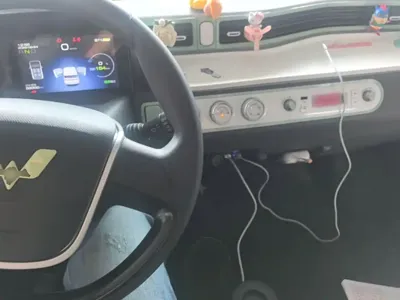 Wuling MINIEV 2021, 69400 км, за 21400 CNY - фото 10