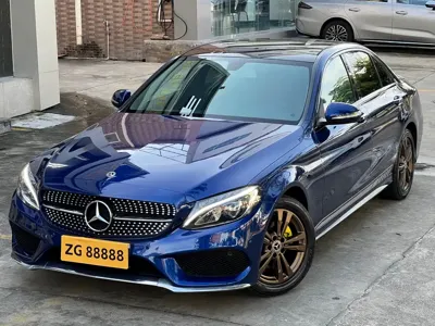 Mercedes-Benz C-Class · 2018 год