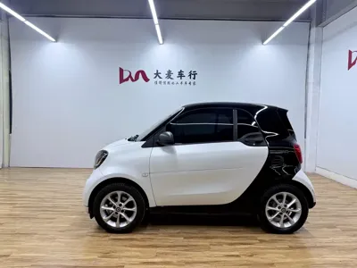Smart Smart Fortwo 2017, 66200 км, за 39900 CNY - фото 7