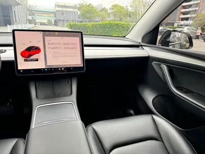 Tesla Model Y 2023, 33000 км, за 126800 CNY - фото 7