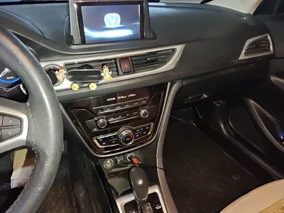 Changan Alsvin V7 2015, 66300 км, за 17243.37 CNY - фото 14