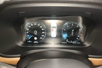 Volvo S90 2019, 87400 км, за 117727.23 CNY - фото 12