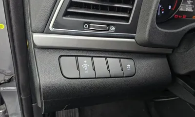 Hyundai Avante 2016, 104593 км, за 8900000 KRW - фото 17