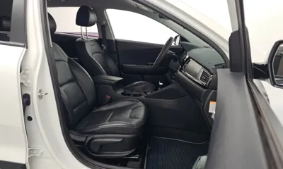Kia Niro 2017, 48110 км, за 15500000 KRW - фото 26