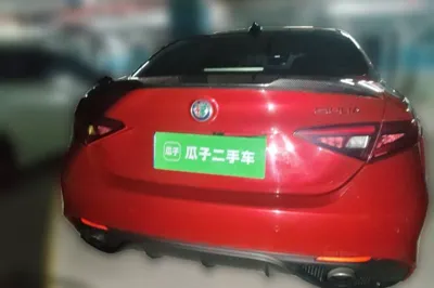 Alfa Romeo Giulia 2017, 189500 км, за 83982.11 CNY - фото 5