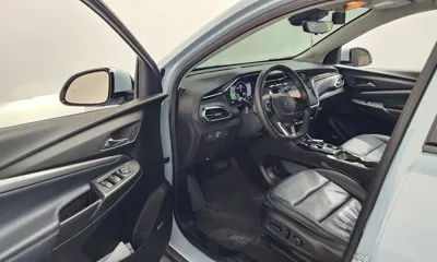 ChevroletGMDaewoo 볼트 EUV 2022, 61864 км, за 23600000 KRW - фото 10