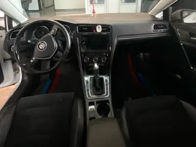 Volkswagen Golf 2019, 146500 км, за 48800 CNY - фото 9