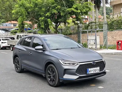 BYD e2 2021, 90000 км, за 39800 CNY
