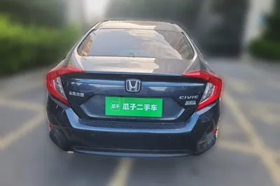 Honda Civic 2019, 49800 км, за 64014.83 CNY - фото 5