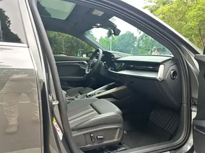 Audi A3 2022, 50000 км, за 146800 CNY - фото 11