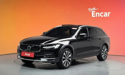 Volvo V90 · 2021 год