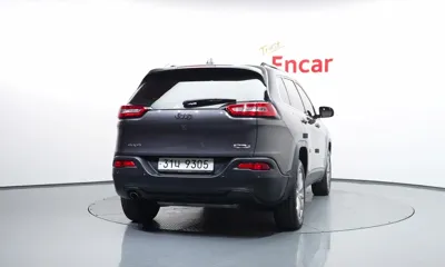 Jeep Cherokee 2018, 69568 км, за 12500000 KRW