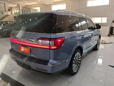 Lincoln Navigator 2019, 78800 км, за 418000 CNY - фото 6