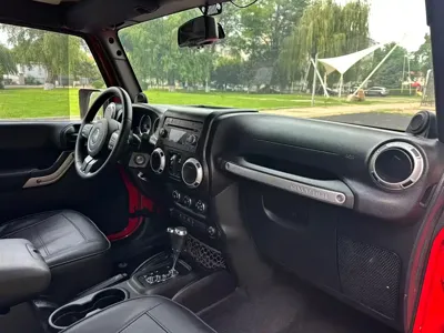 Jeep Wrangler 2014, 170000 км, за 79800 CNY - фото 11