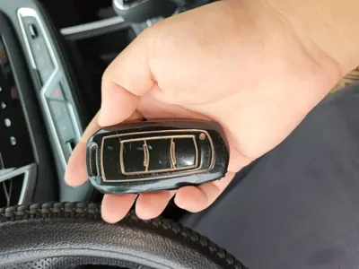 Geely Vision X6 2018, 60100 км, за 21500 CNY - фото 9