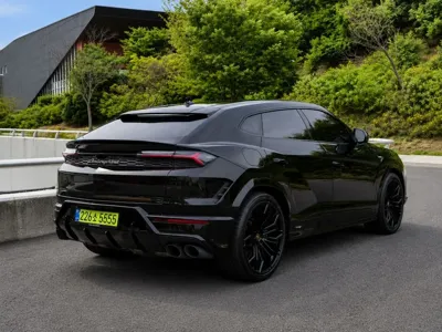 Lamborghini Urus 2025, 4200 км, за 450000000 KRW