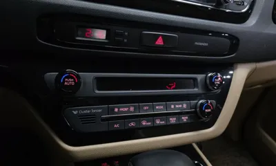 Kia Canival 2018, 181892 км, за 9900000 KRW - фото 18