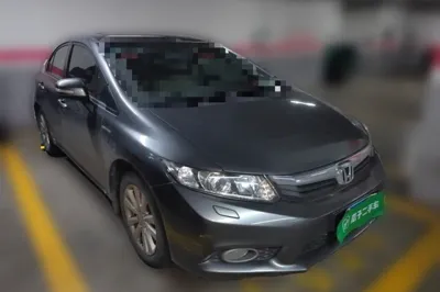Honda Civic 2013, 70200 км, за 52351.16 CNY