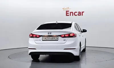 Hyundai Avante 2017, 114355 км, за 10200000 KRW