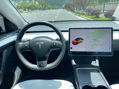 Tesla Model Y 2021, 110000 км, за 128000 CNY - фото 9