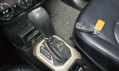 Jeep Renegade 2017, 164538 км, за 7900000 KRW - фото 9