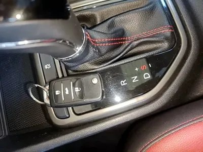 Changan Eado XT 2016, 82800 км, за 29300 CNY - фото 9