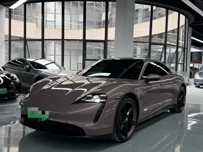 Porsche Taycan · 2021 год