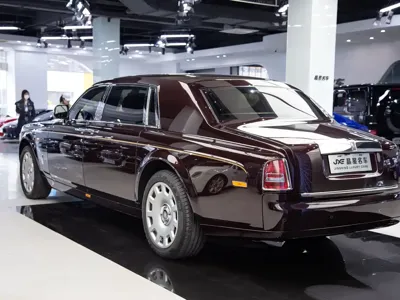 Rolls-Royce Phantom 2014, 49000 км, за 2980000 CNY - фото 16