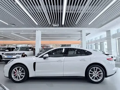 Porsche Panamera 2018, 130000 км, за 335000 CNY - фото 12