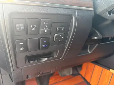 Toyota Land Cruiser 2019, 76000 км, за 430000 CNY - фото 10