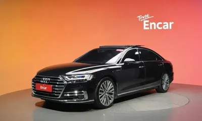 Audi A8 · 2021 год