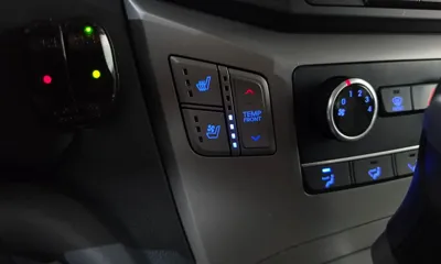 Hyundai Starex 2019, 99727 км, за 12500000 KRW - фото 17