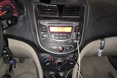 Hyundai Verna (older generation) 2014, 109000 км, за 26036.22 CNY - фото 18