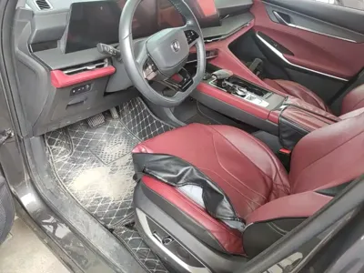 Changan 长安CS75PLUS 2022, 60800 км, за 60100 CNY - фото 15
