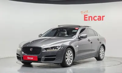 Jaguar XE · 2016 год